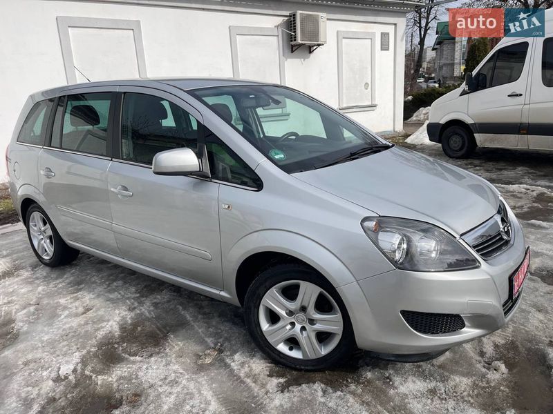 Мінівен Opel Zafira 2010 в Білій Церкві
