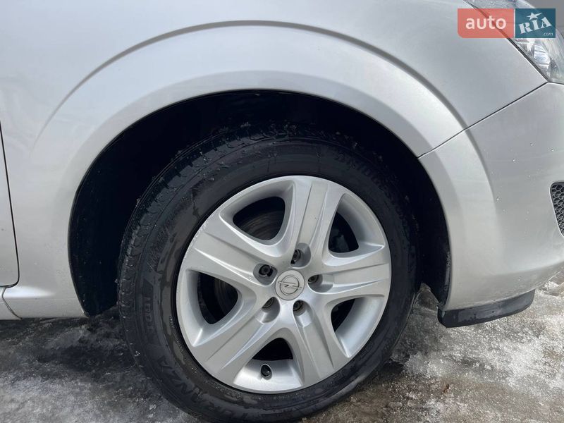 Мінівен Opel Zafira 2010 в Білій Церкві