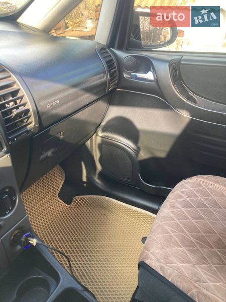 Минивэн Opel Zafira 2003 в Одессе фото 9 Минивэн Opel Zafira 2003 в Одессе