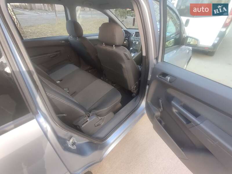 Минивэн Opel Zafira 2007 в Дрогобыче фото 12 Минивэн Opel Zafira 2007 в Дрогобыче