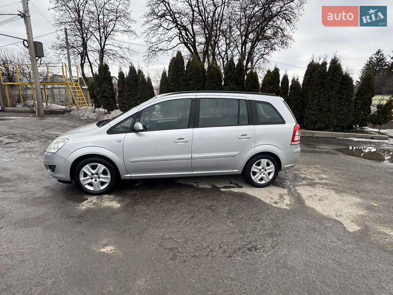Минивэн Opel Zafira 2008 в Белой Церкви