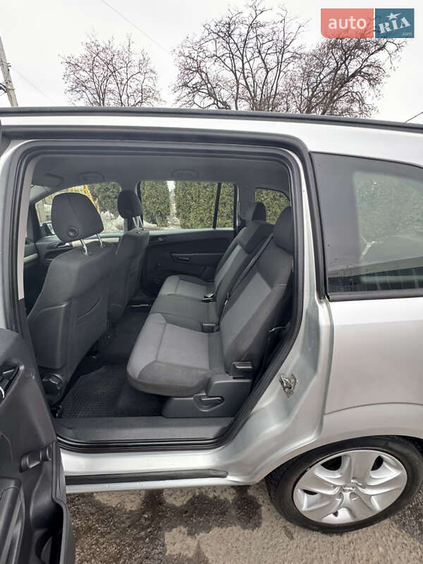 Минивэн Opel Zafira 2008 в Белой Церкви