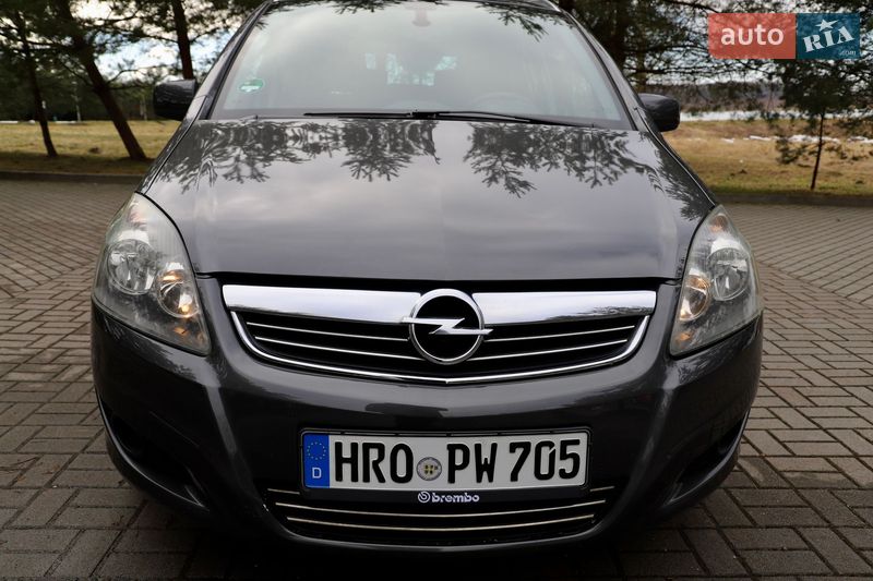 Минивэн Opel Zafira 2011 в Дрогобыче фото 12 Минивэн Opel Zafira 2011 в Дрогобыче