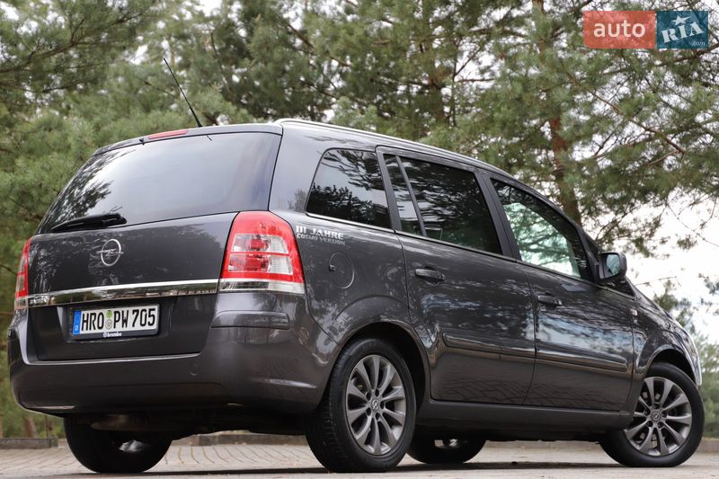Минивэн Opel Zafira 2011 в Дрогобыче фото 20 Минивэн Opel Zafira 2011 в Дрогобыче