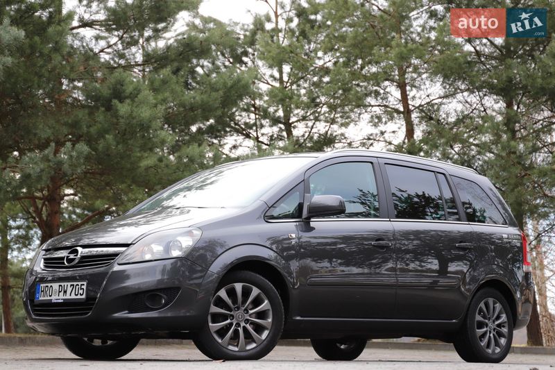 Минивэн Opel Zafira 2011 в Дрогобыче фото 38 Минивэн Opel Zafira 2011 в Дрогобыче