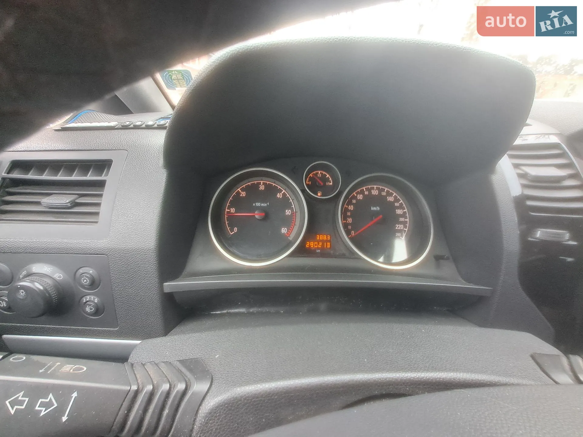 2010 Opel Zafira - мініатюра 11