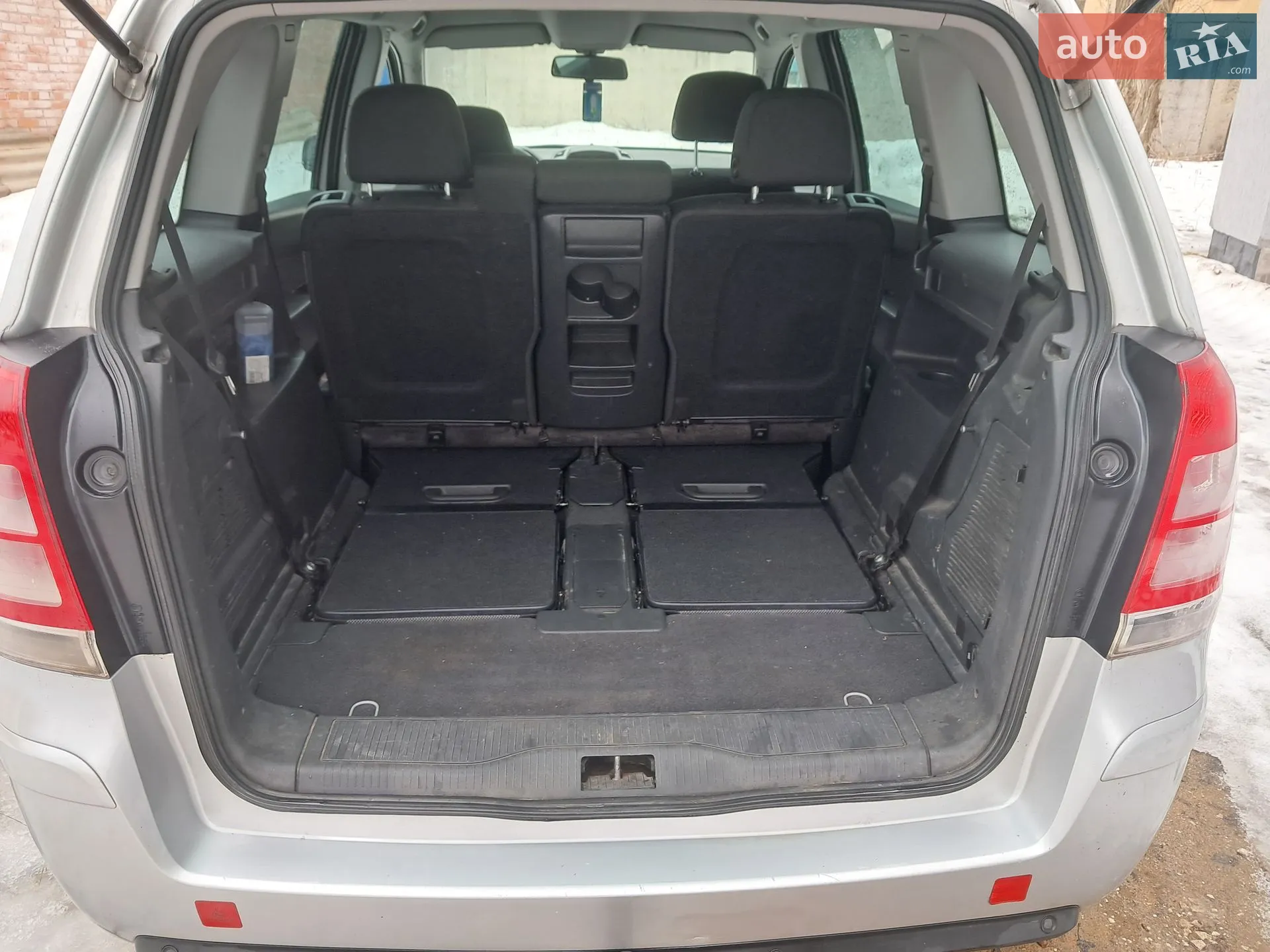 2010 Opel Zafira - мініатюра 8