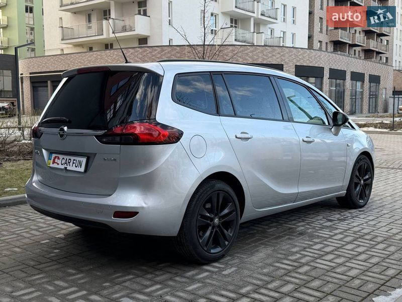 Микровэн Opel Zafira 2014 в Львове