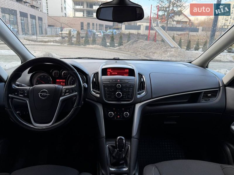 Микровэн Opel Zafira 2014 в Львове