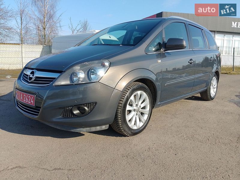 Opel Zafira 2014