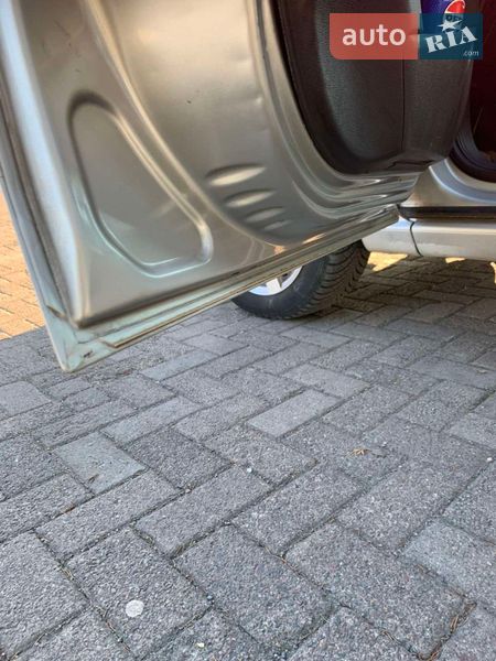 Минивэн Opel Zafira 2008 в Ровно