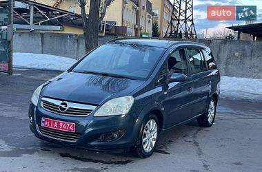 Минивэн Opel Zafira 2009 в Киеве