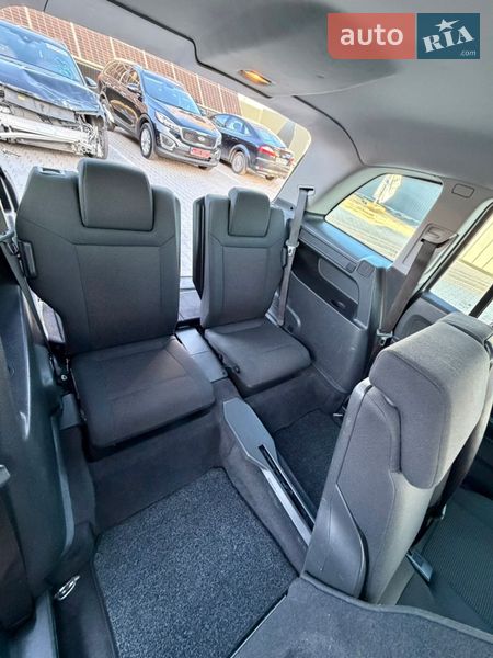 Минивэн Opel Zafira 2009 в Владимире