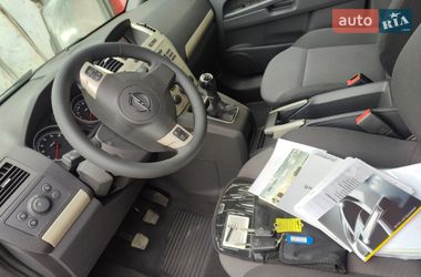 Мінівен Opel Zafira 2009 в Києві