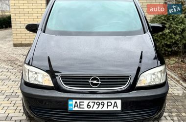 Мінівен Opel Zafira 2004 в Дніпрі