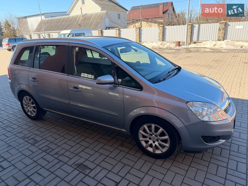 Opel Zafira 2008