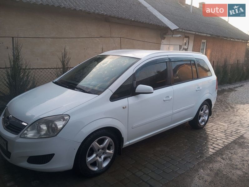 Opel Zafira 2008