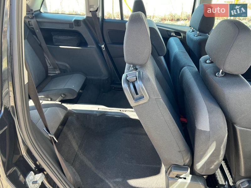 Минивэн Opel Zafira 2013 в Киеве