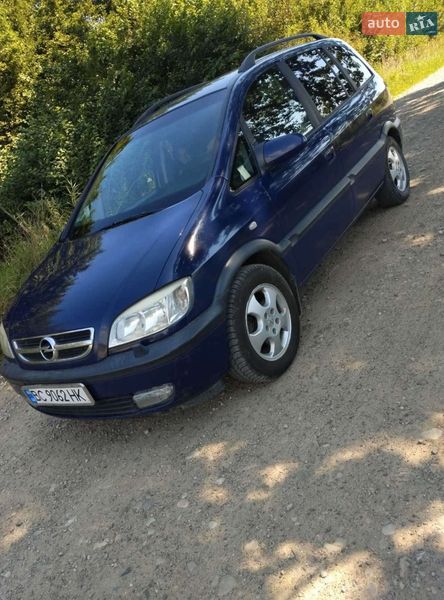 Минивэн Opel Zafira 2003 в Дрогобыче