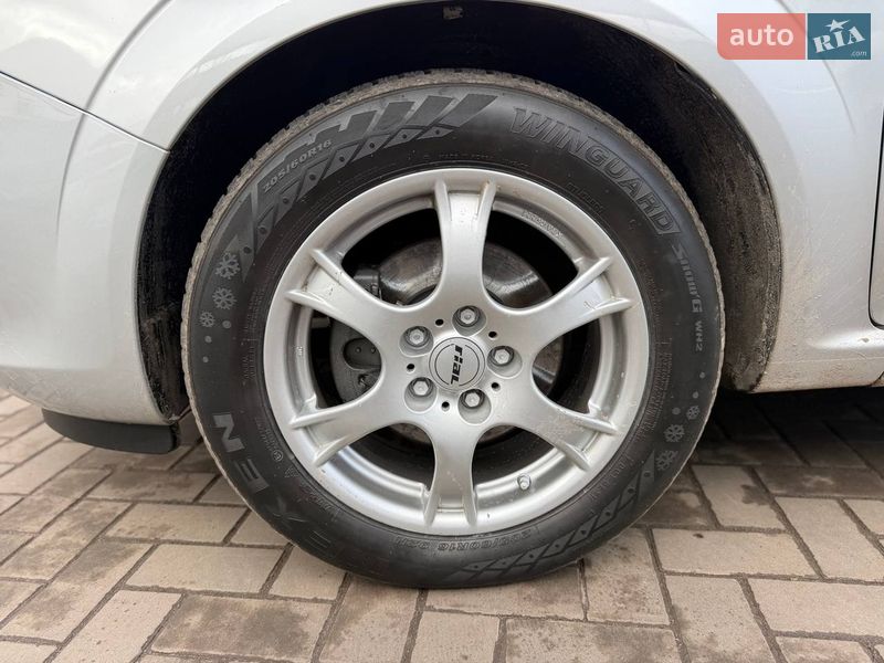 Микровэн Opel Zafira 2012 в Кривом Роге