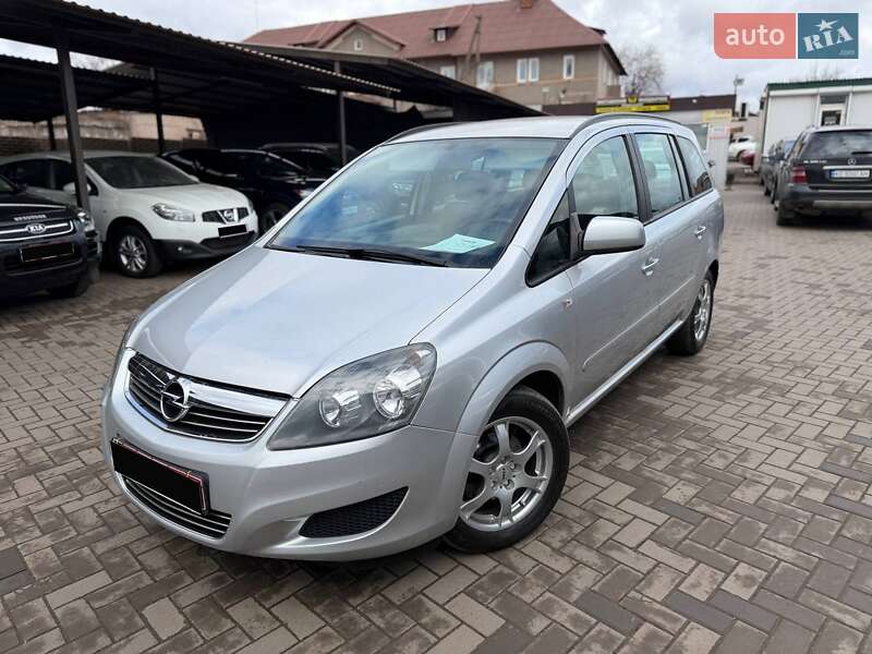 Микровэн Opel Zafira 2012 в Кривом Роге