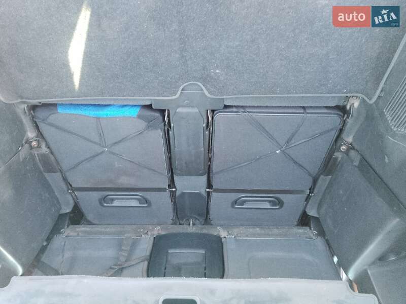 Минивэн Opel Zafira 2002 в Виноградове