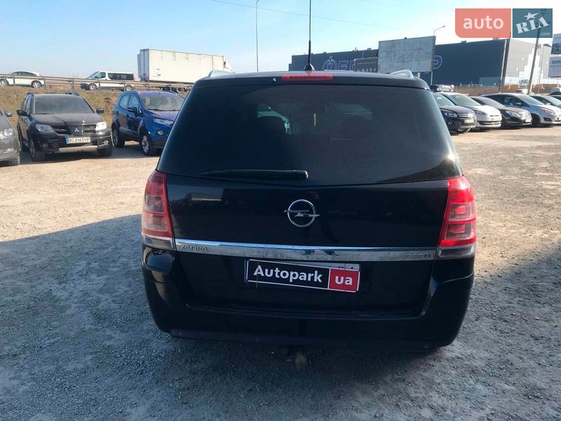 Минивэн Opel Zafira 2010 в Львове