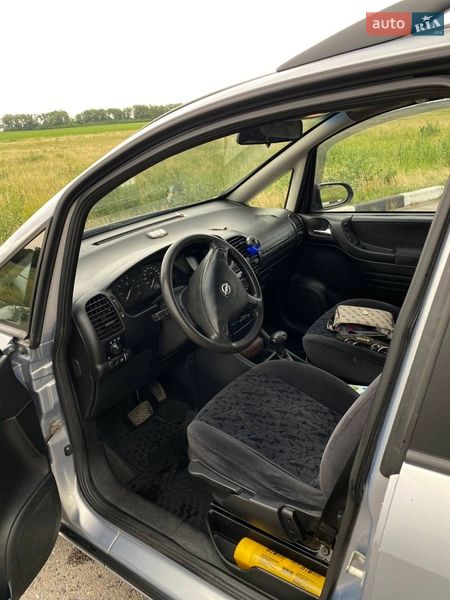 Минивэн Opel Zafira 2002 в Сумах