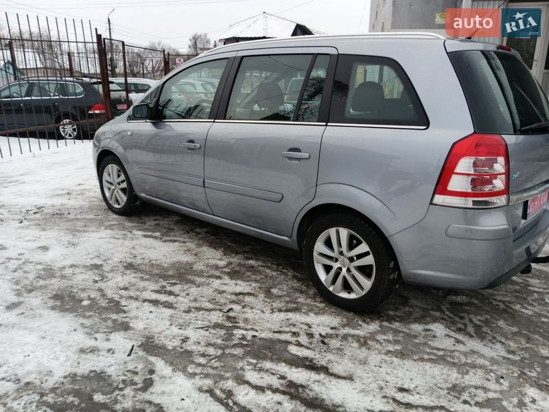 Минивэн Opel Zafira 2009 в Прилуках