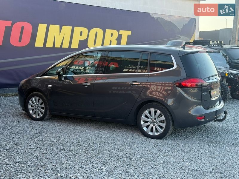 Минивэн Opel Zafira 2013 в Стрые