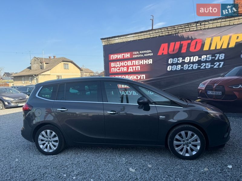 Минивэн Opel Zafira 2013 в Стрые