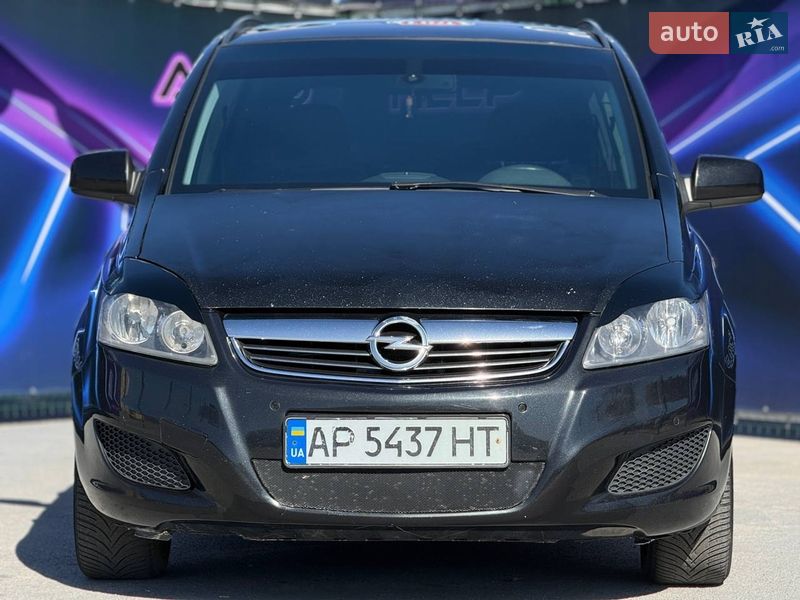 Минивэн Opel Zafira 2013 в Запорожье фото 2 Минивэн Opel Zafira 2013 в Запорожье