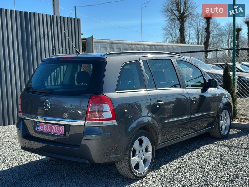 Мінівен Opel Zafira 2012 в Вінниці