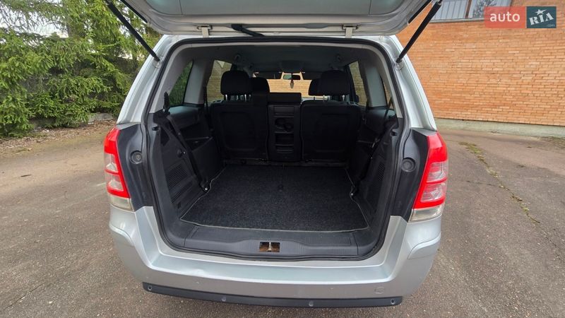 Минивэн Opel Zafira 2010 в Трускавце