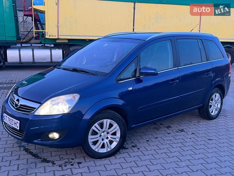 Минивэн Opel Zafira 2008 в Тернополе
