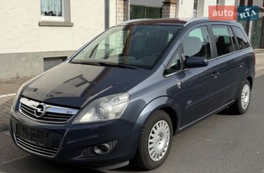 Минивэн Opel Zafira 2008 в Луцке