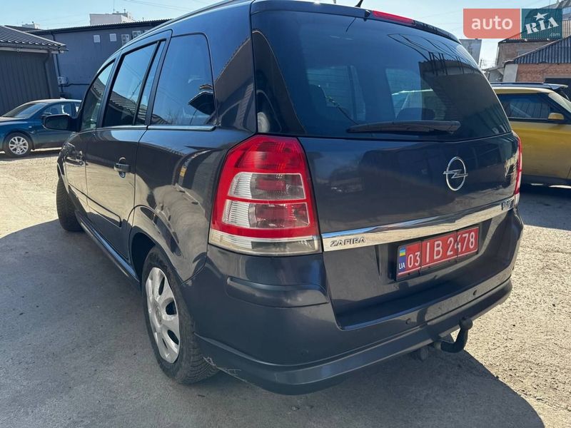 Минивэн Opel Zafira 2009 в Белой Церкви