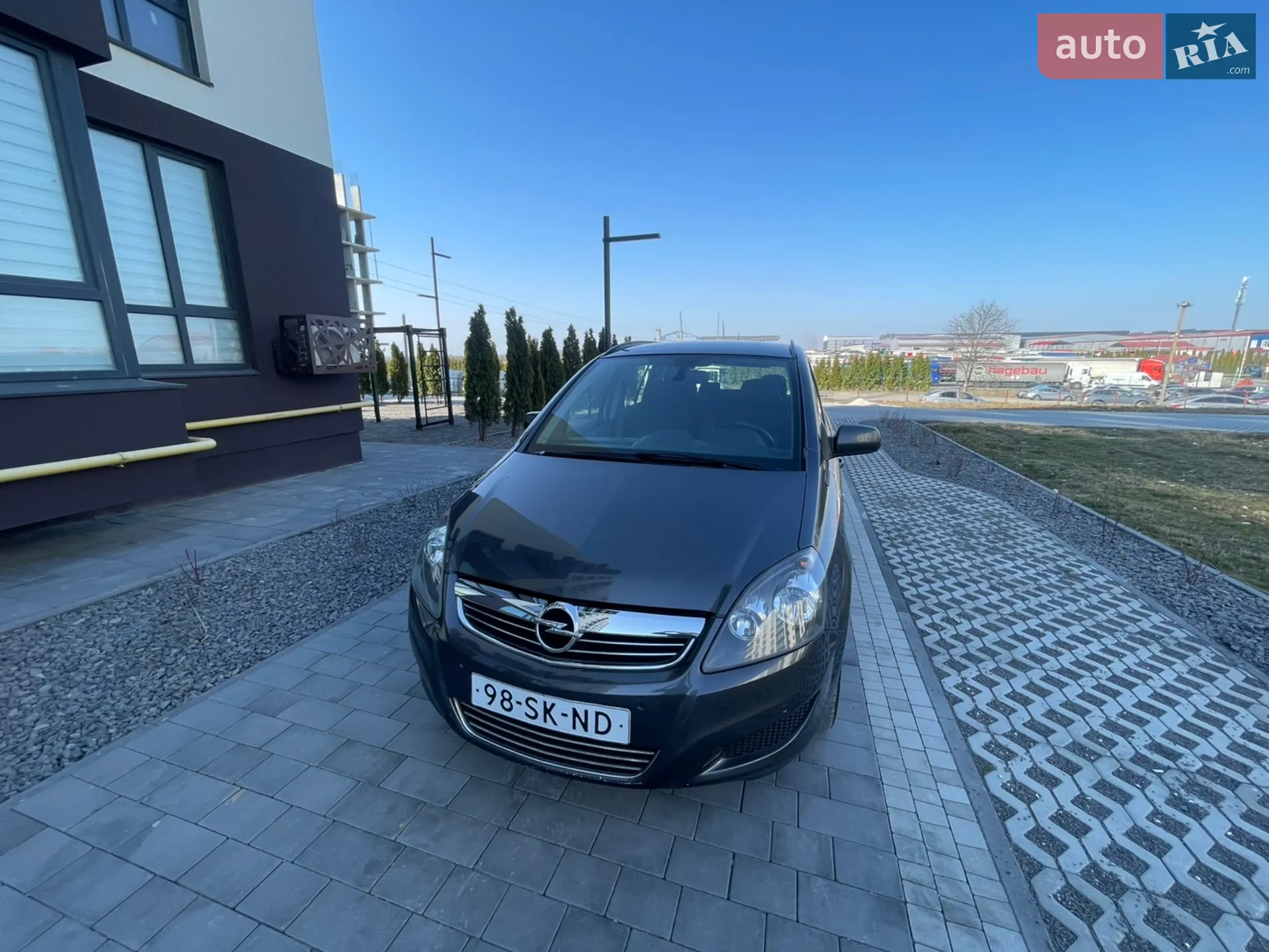 2011 Opel Zafira - фото 1