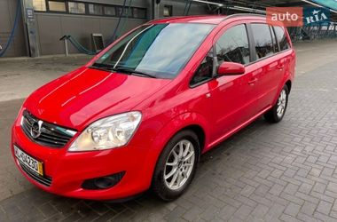 Мінівен Opel Zafira 2009 в Хотові