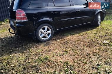 Мінівен Opel Zafira 2006 в Тлумачі