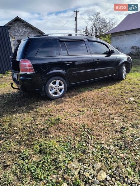 Мінівен Opel Zafira 2006 в Тлумачі