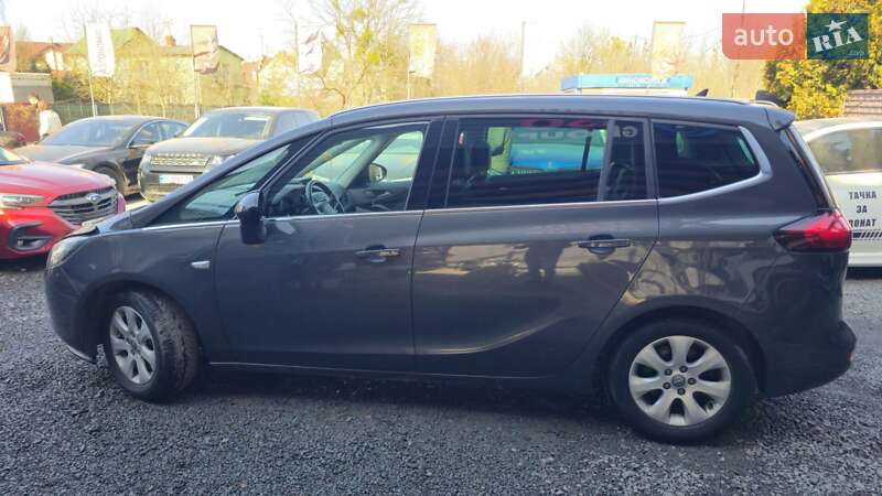 Микровэн Opel Zafira 2015 в Львове