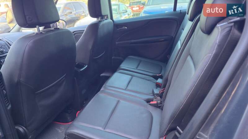 Микровэн Opel Zafira 2015 в Львове