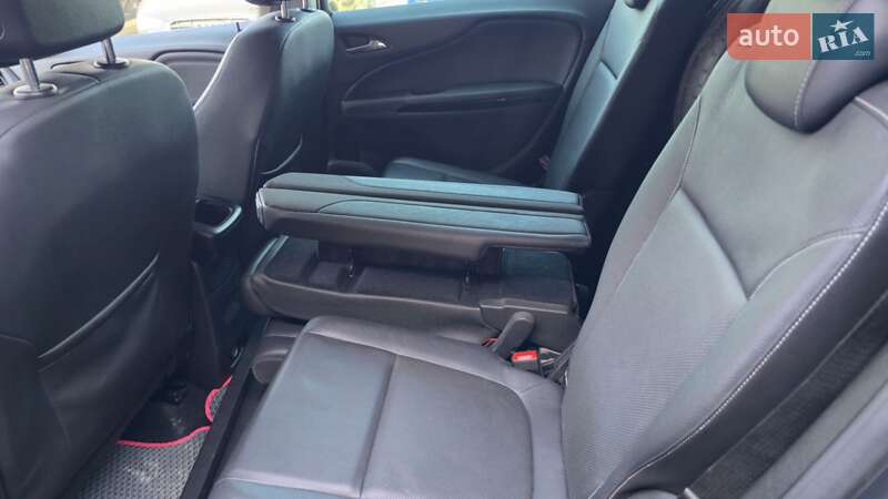 Микровэн Opel Zafira 2015 в Львове