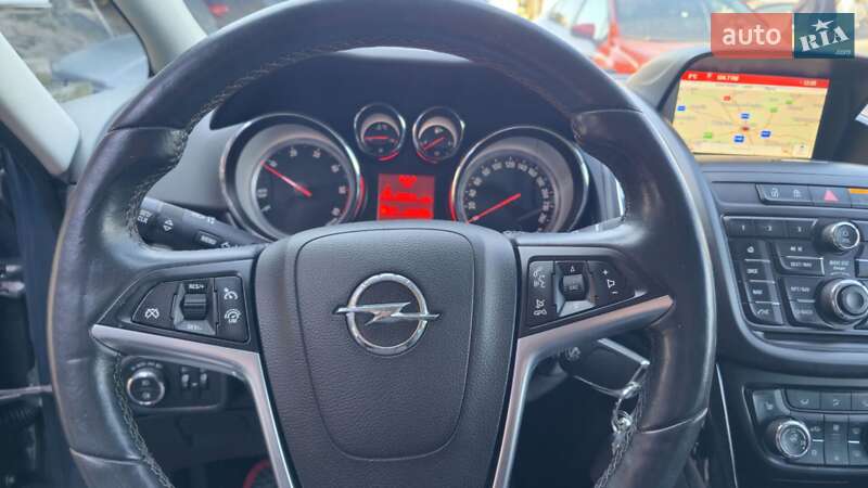 Микровэн Opel Zafira 2015 в Львове