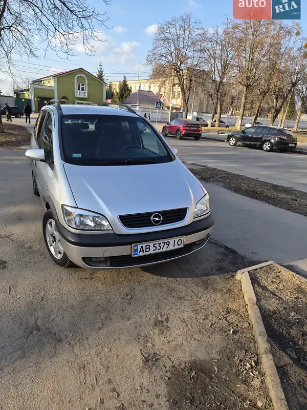 Opel Zafira 2001