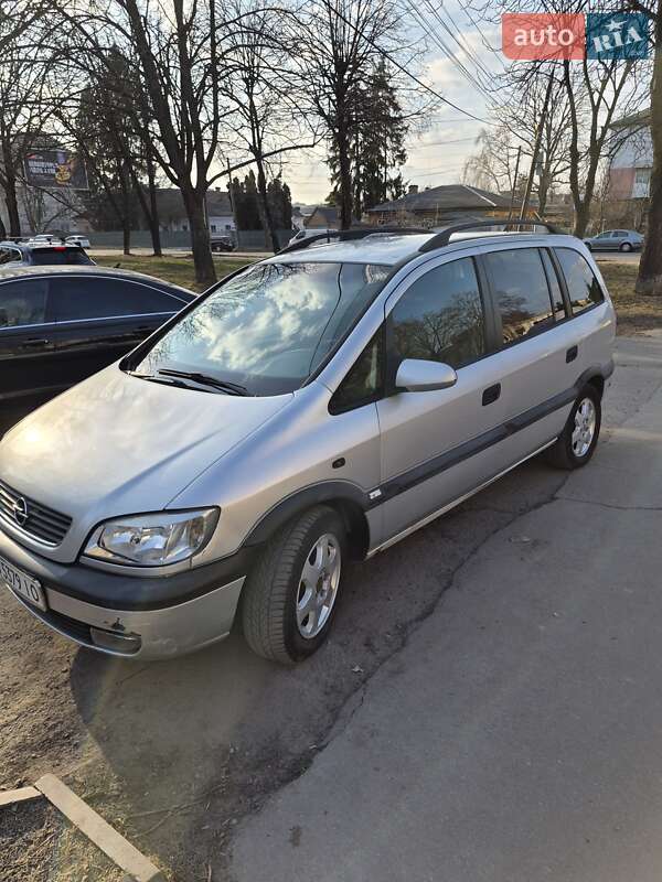 Минивэн Opel Zafira 2001 в Виннице