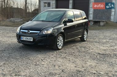 Минивэн Opel Zafira 2011 в Камне-Каширском