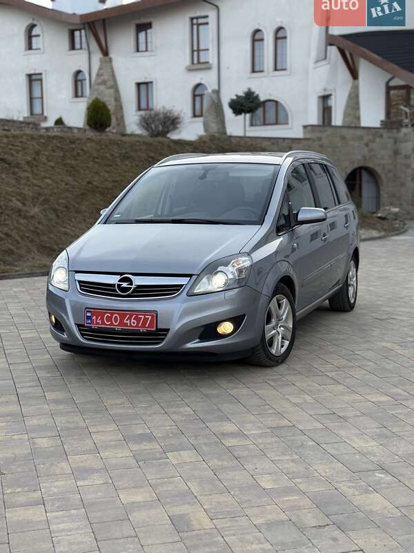 Opel Zafira 2008