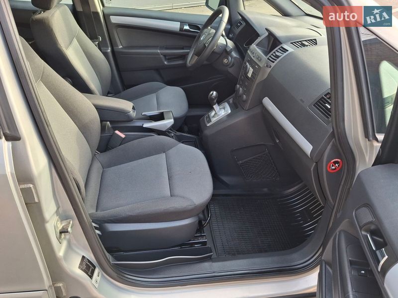 Мінівен Opel Zafira 2007 в Києві фото 11 Мінівен Opel Zafira 2007 в Києві